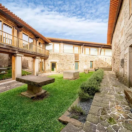 Dos Reis Rural 4* Maía