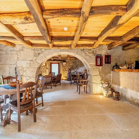 Dos Reis Rural Otel Maía